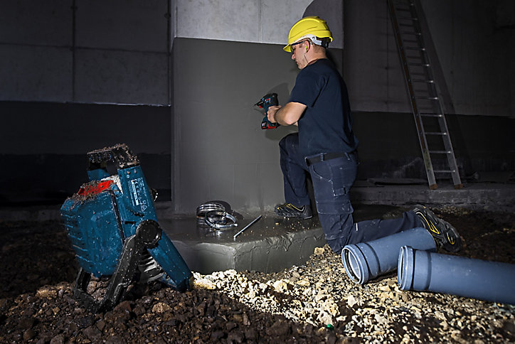 Projecteur de chantier Boch 18V, 1900 lumens