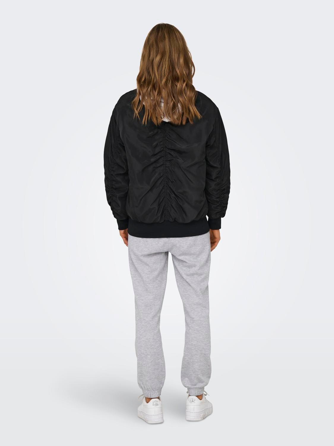 ONLNOELLE Blousonjacke Black