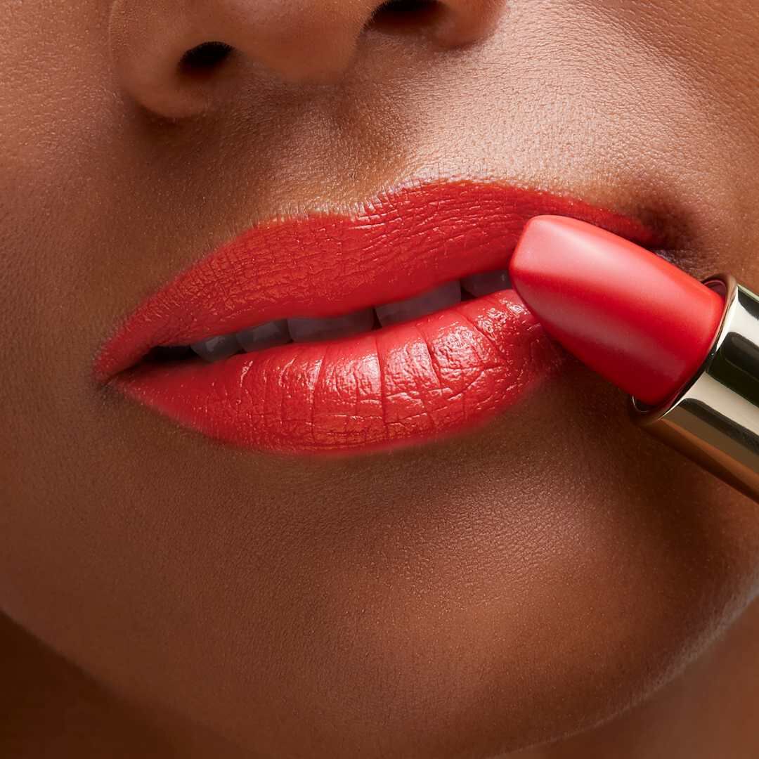 SENSAI  The Lipstick