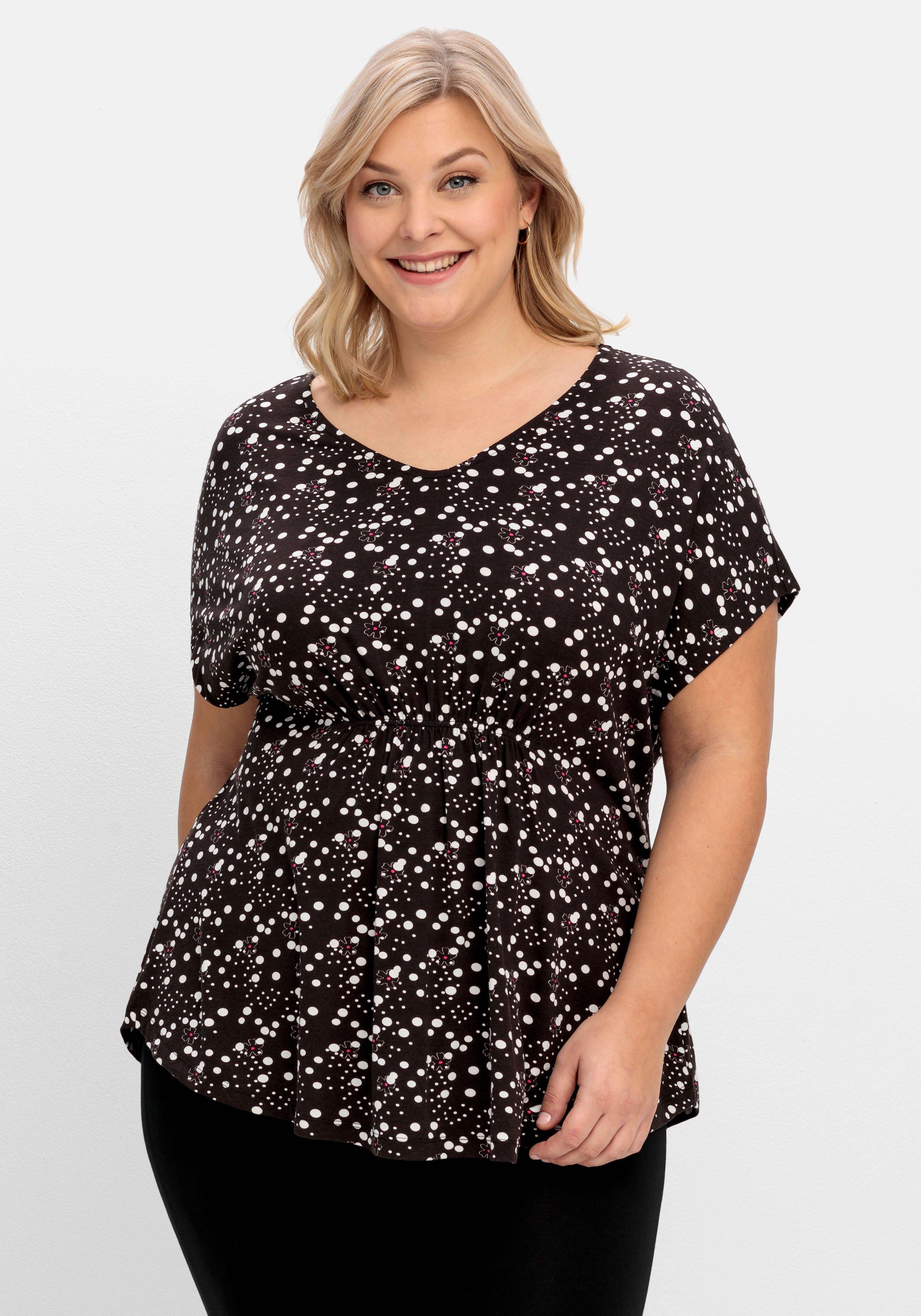 Jerseyshirt mit Alloverprint und V-Ausschnitt