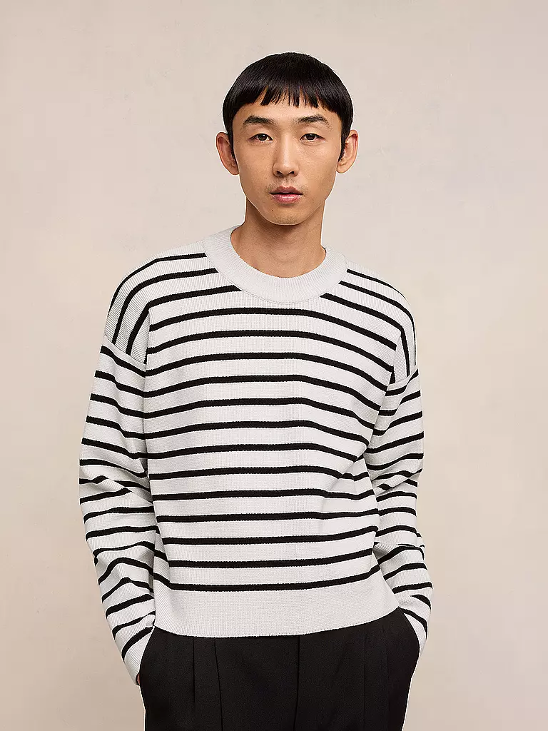 AMI PARIS Pullover creme