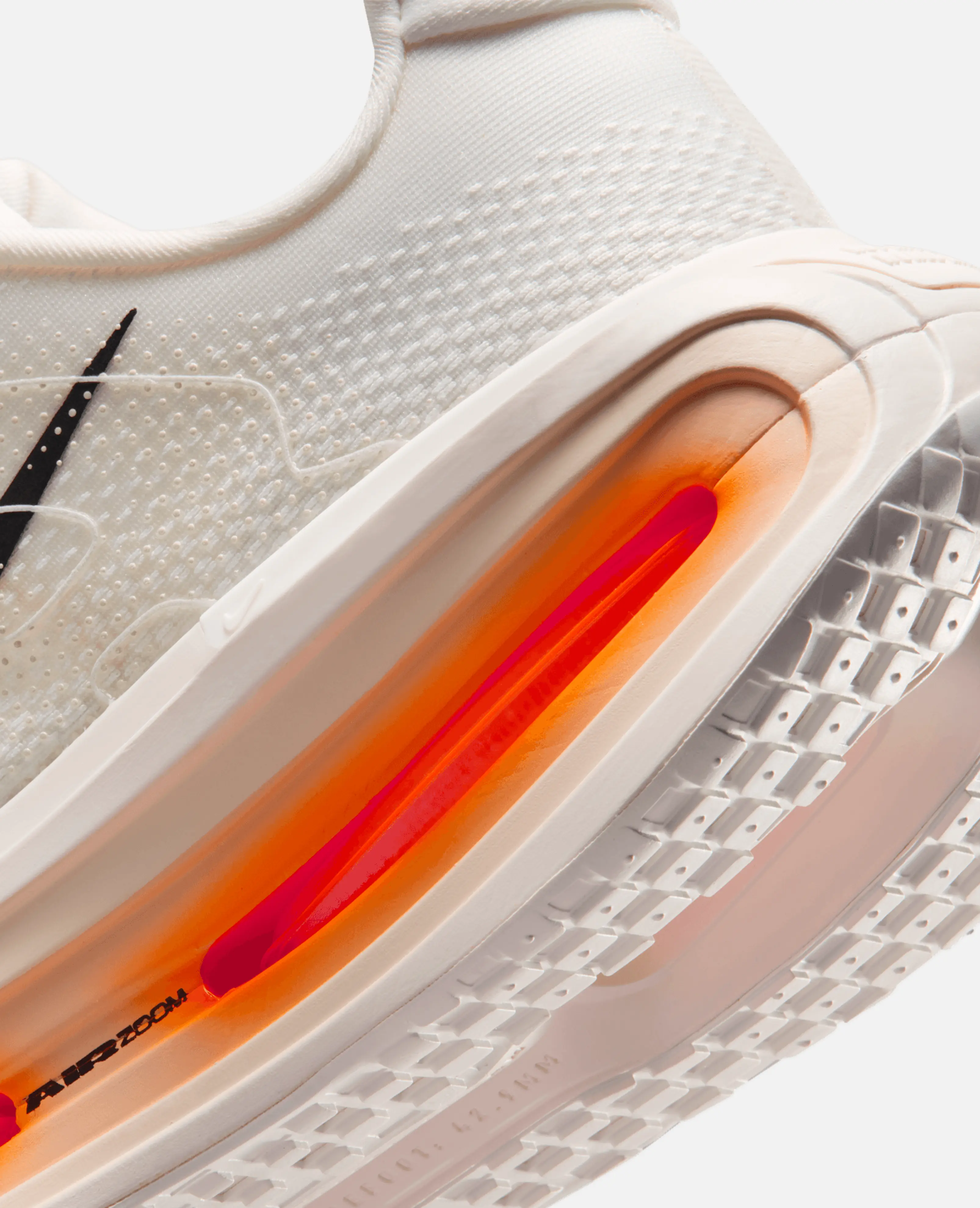Nike Vomero Premium (Sail/Black-Coconut Milk-Total Orange)