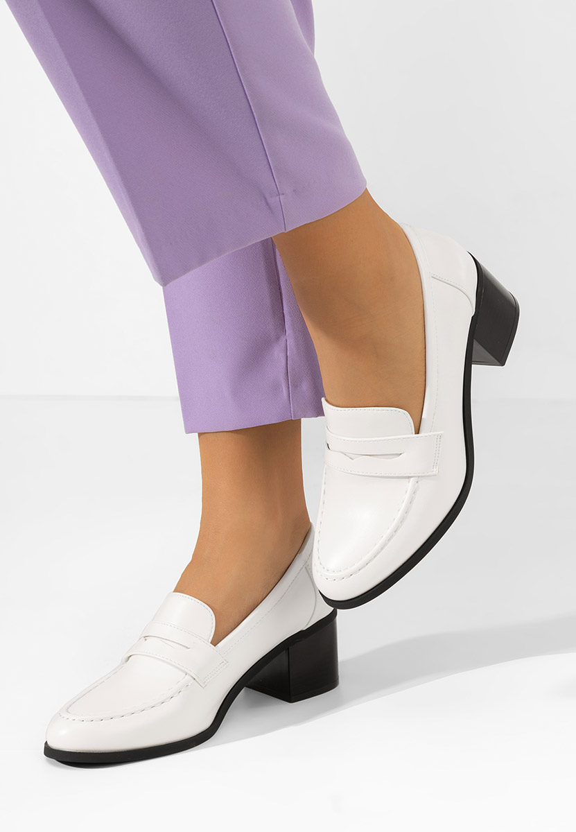 Mocassins à talon blancs Sereya