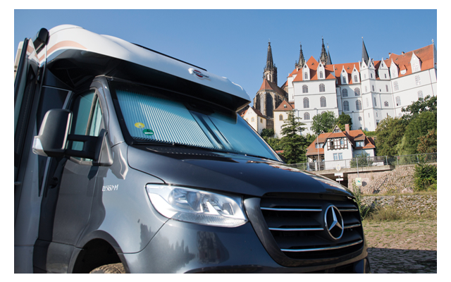 Remis Fahrerhausverdunkelung REMIfront IV für Mercedes Sprinter ab 2019