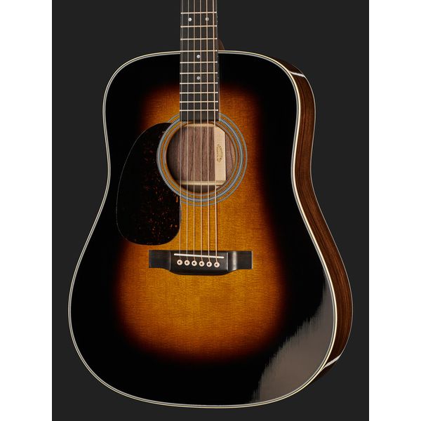 Martin Guitar D-28 Sunburst Lefthand