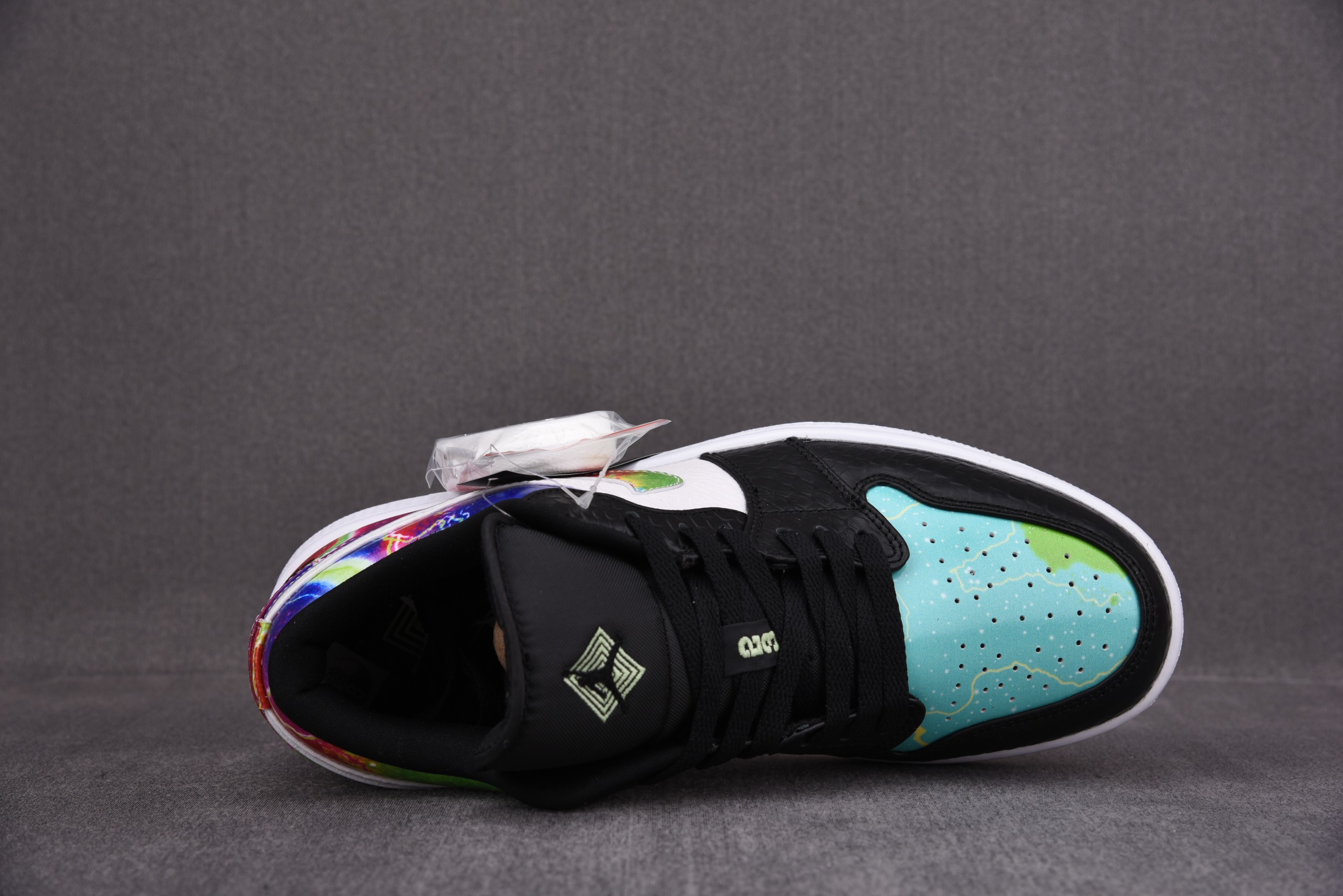 Jordan 1 Low Galaxy