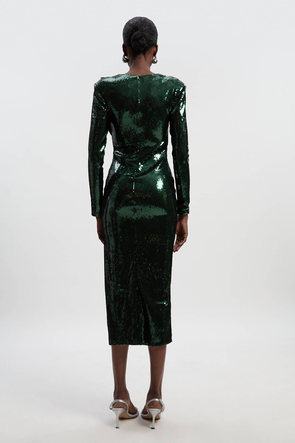 KarenMillen Robe Mi-Longue à Sequins Col Bénitier Plongeant Manches Longues Épaules Structurées
