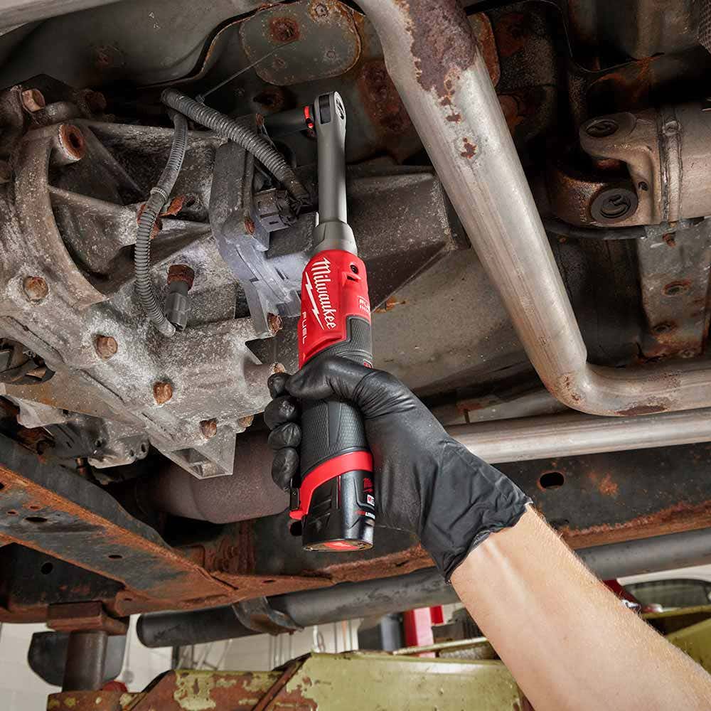 MILWAUKEE 12V FUEL™ 3/8" High Speed Extended Reach Ratchet Skin M12FHIR38LR0
