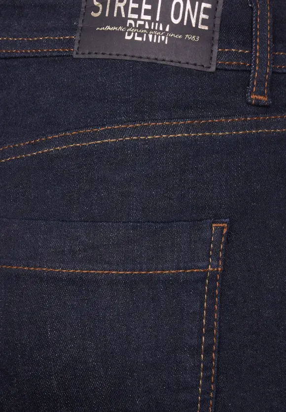 Casual Fit Jeans - deep rinsed wash