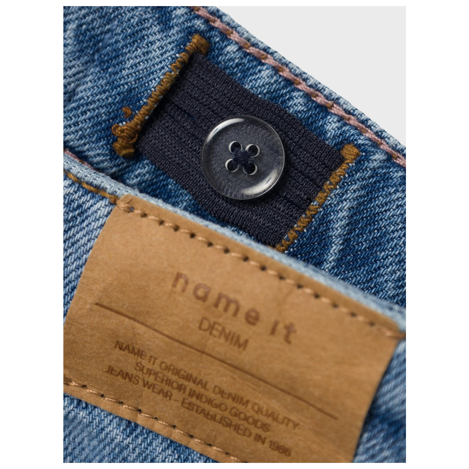name it NKFROSE HW STRAIGHT JEANS 9222