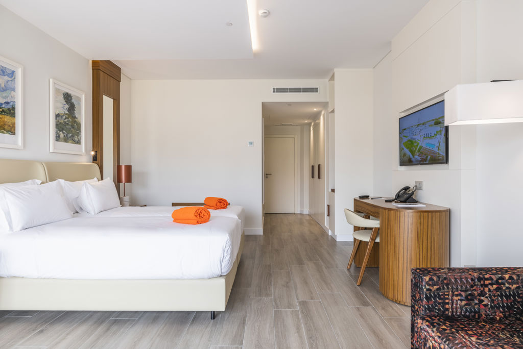 Regency Salgados Logies en ontbijt - Hotel