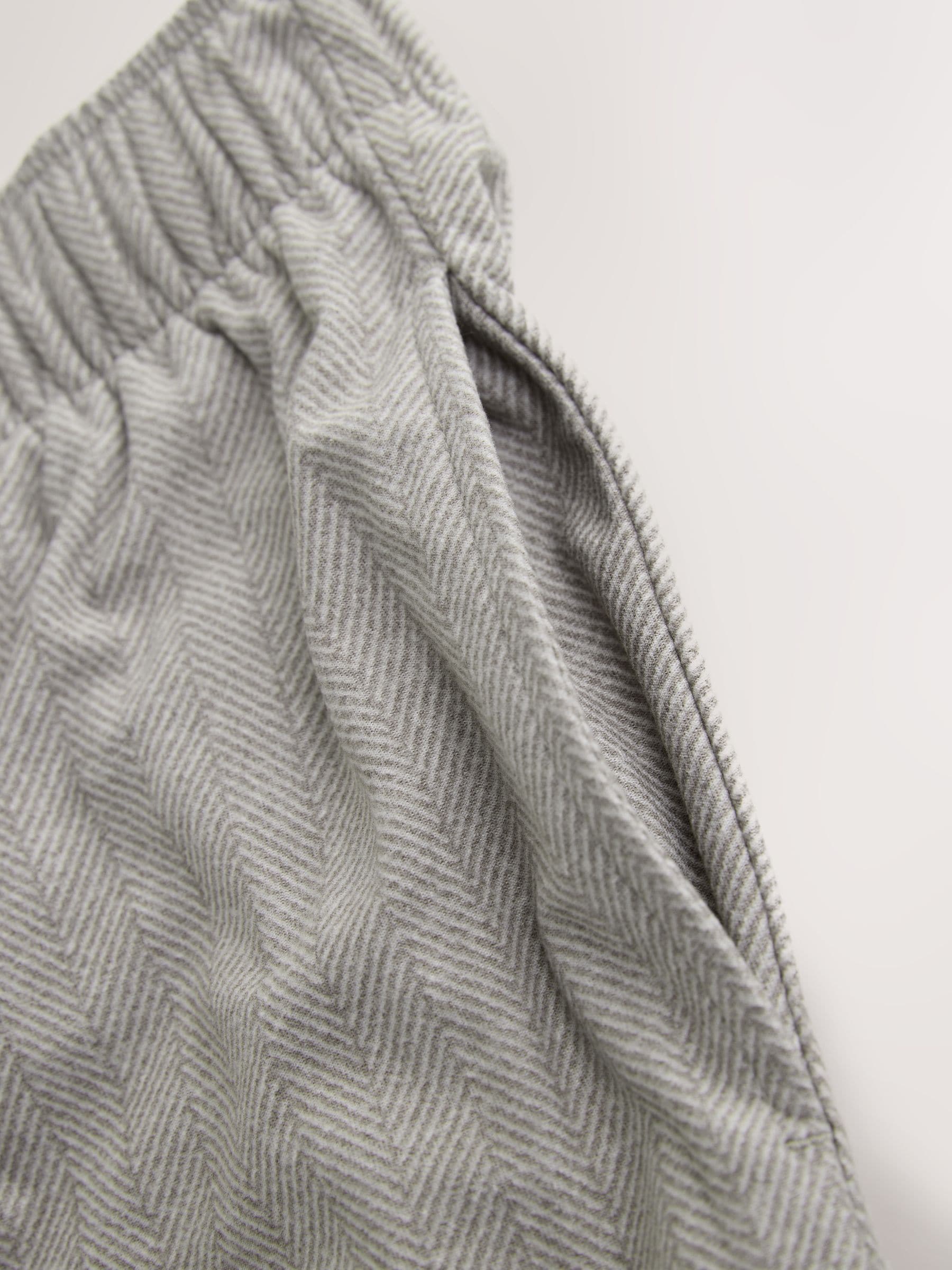 Neutraal visgraatmotief - Motionflex behaaglijke Pyjama's met open zoom