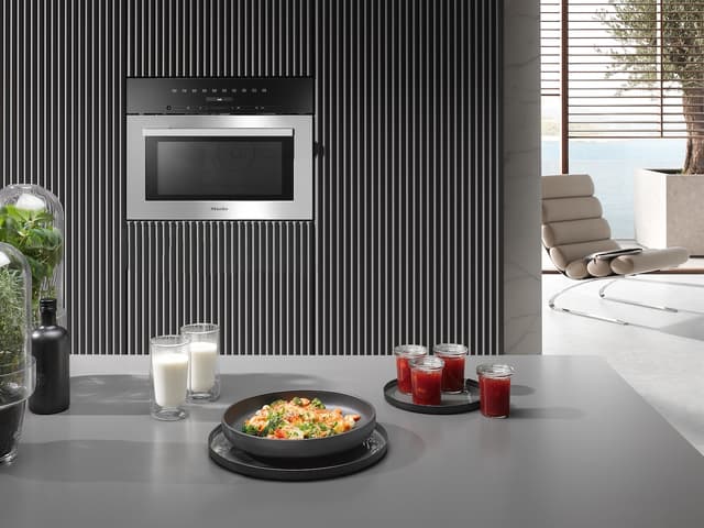 Miele Mikrobølgeovn M 7140 TC (Rustfrit stål/CleanSteel)