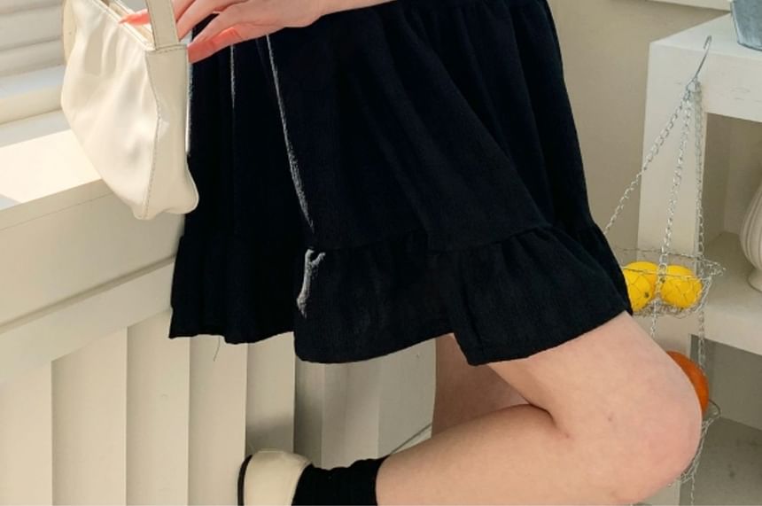SeoulPop - Spaghettibandjes effen mini-jurk