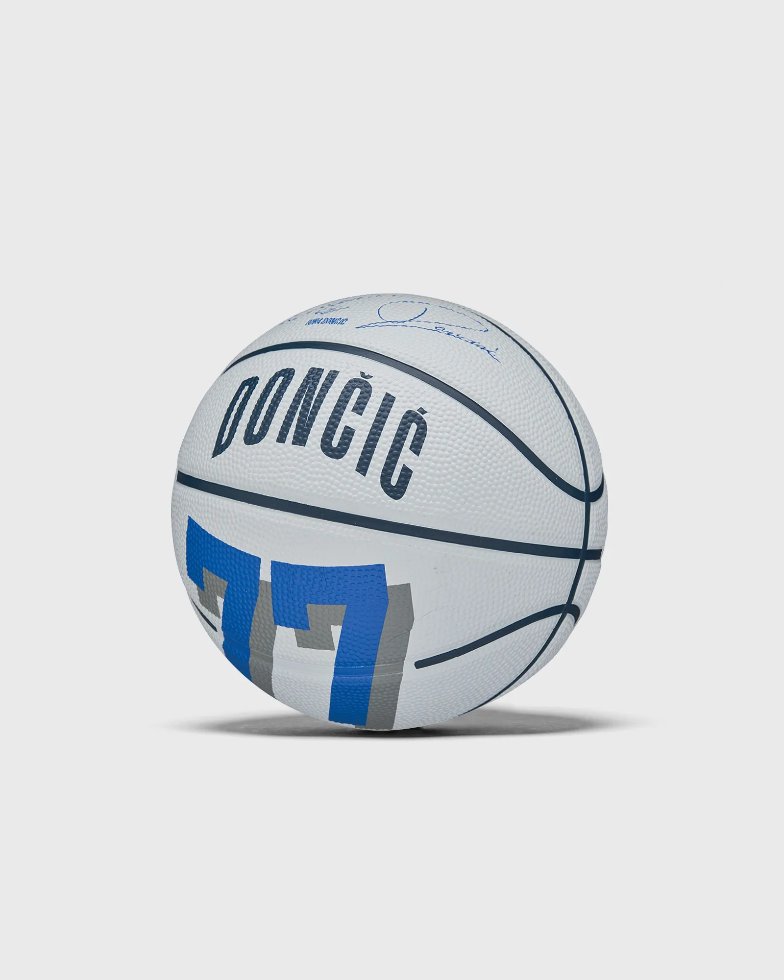 WILSON NBA PLAYER ICON Basketball MINI LUKA Size 3