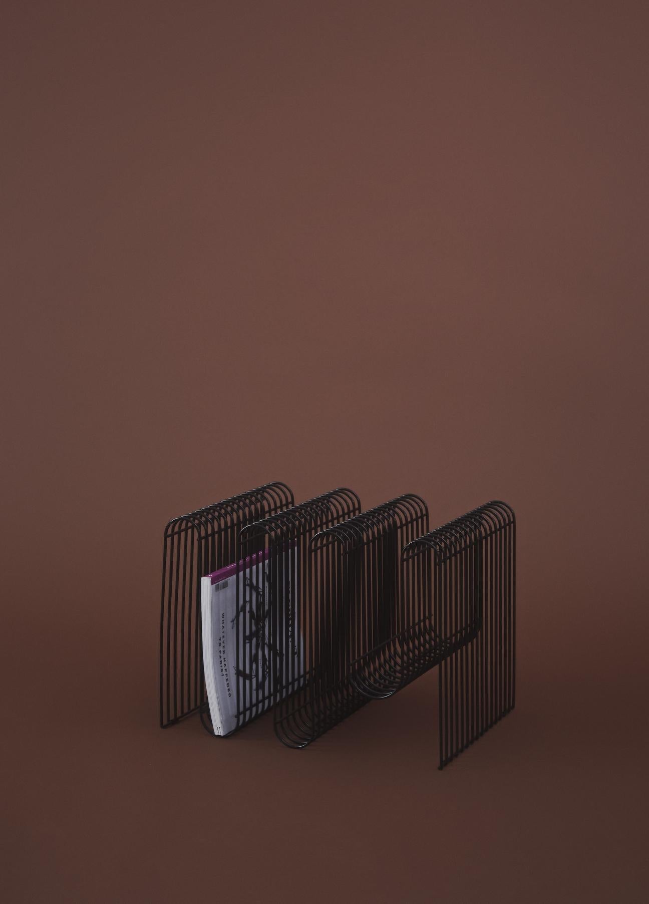 Curva tijdschriftenrek zwart