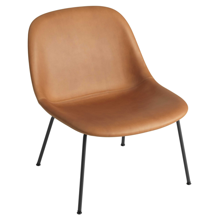 Muuto Fiber Tube fauteuil Silk Leather cognac