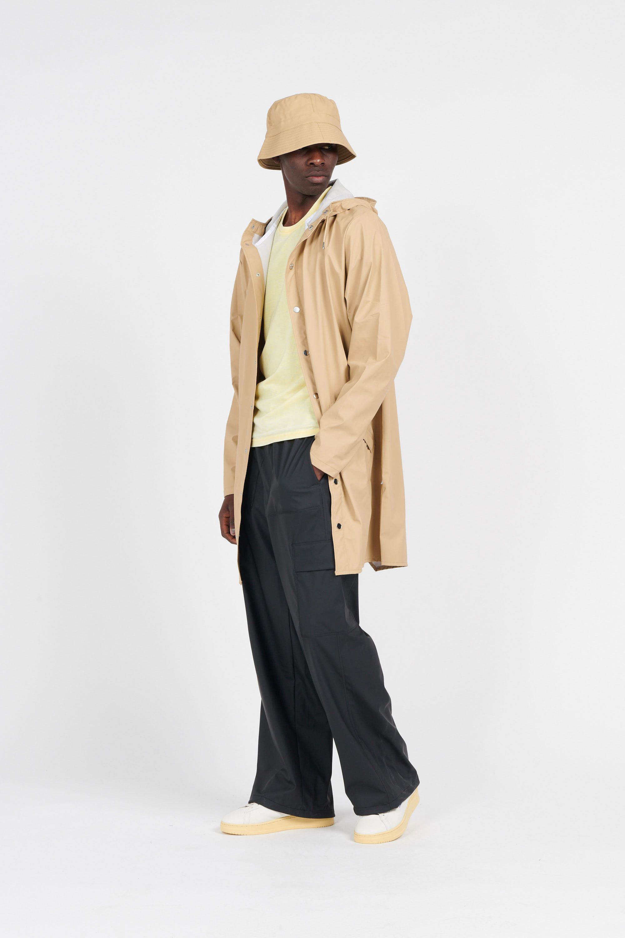 RAINS Coupe-vent imperméable long à capuche  Long Beige