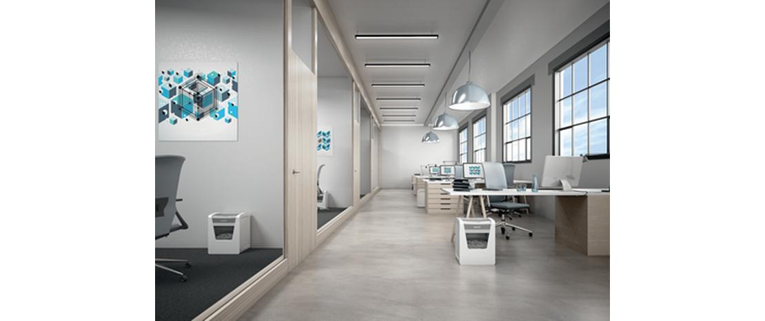 Aktenvernichter IQ Office, P-4, bis zu 15 Blatt<br>Manueller Dokumentenvernichter mit Partikelschnitt für die sichere Vernichtung vertraulicher Unterlagen