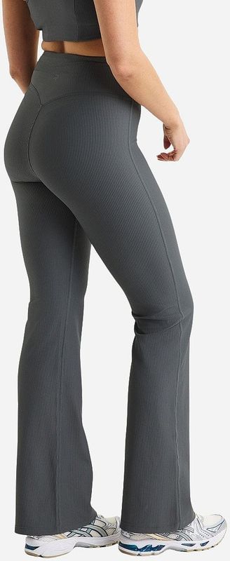 Röhnisch - Ribbed Flare High-Waist Legging - Dames