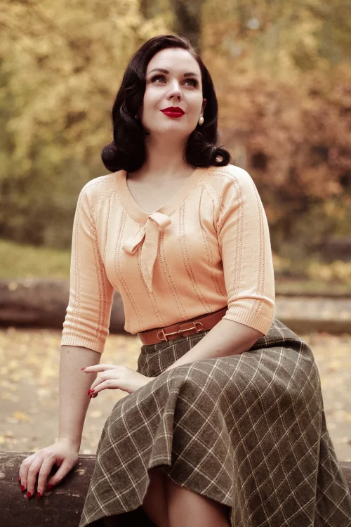 Banned Retro Belle Bow Pointelle top in beige