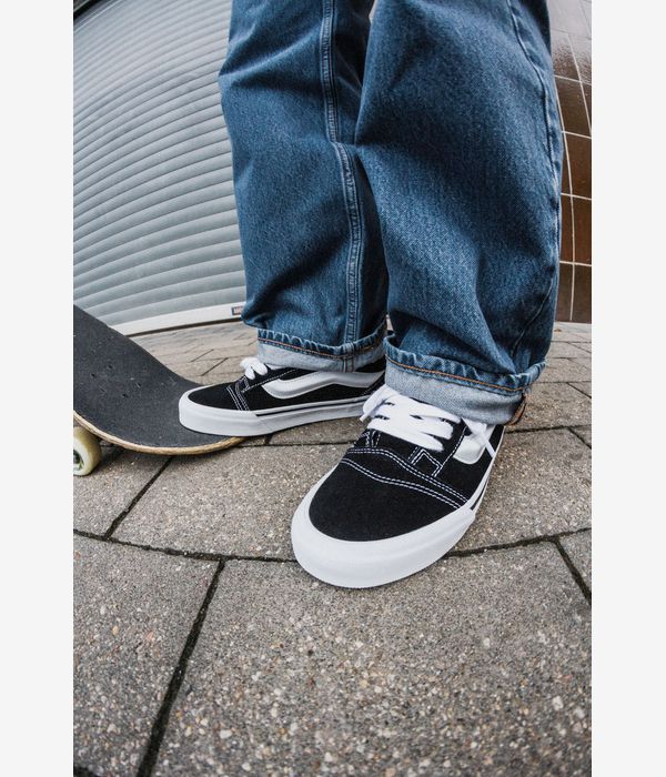 Vans Knu Skool Schuh (black true white)