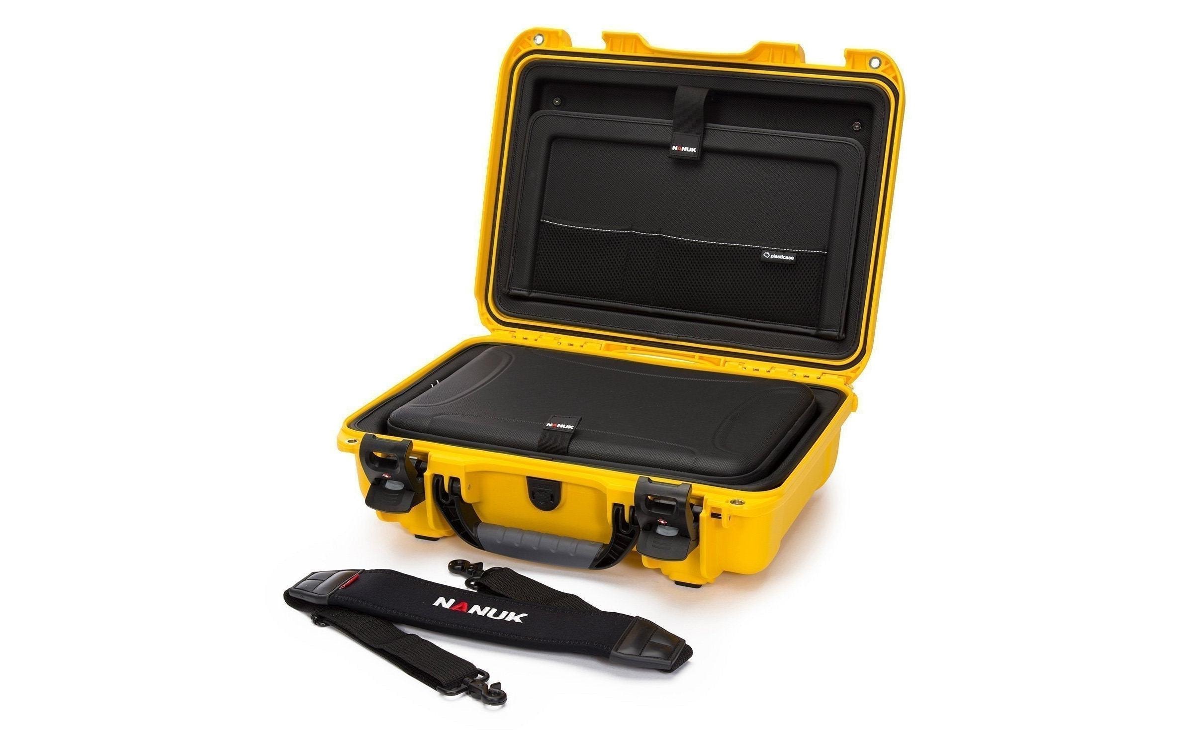 Kunststoffkoffer 923 - Laptop Einsatz Gelb<br>Leichter, wasserdichter und robuster Hartschalenkoffer mit Laptop Einsatz