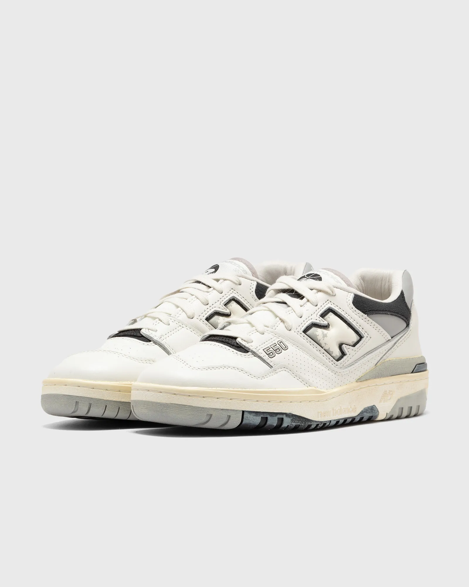 New Balance 550