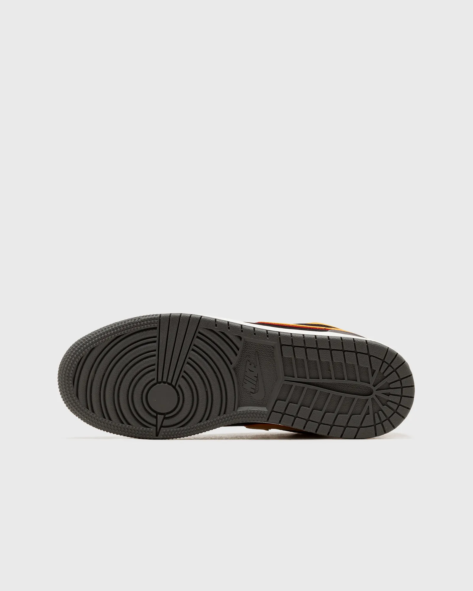 Jordan AIR JORDAN 1 LOW SE (GS)