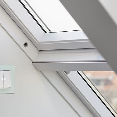 Verrière plane Velux GIL Tout confort blanc SK3 114 x 92 cm