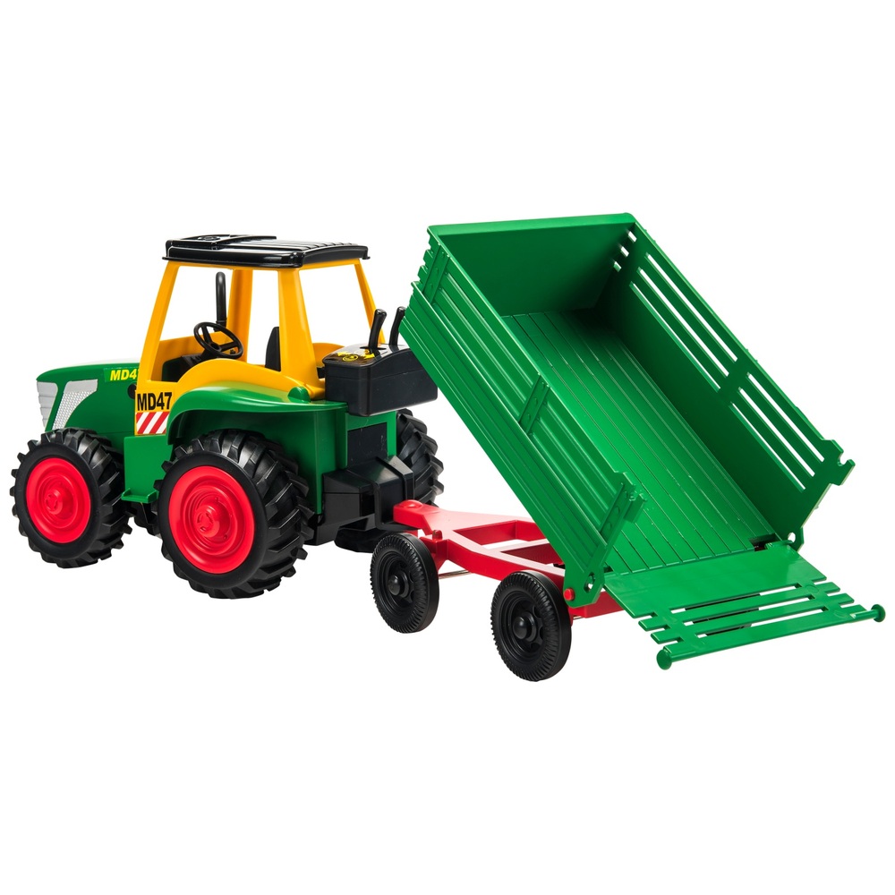 Traktor mit Anhänger und Tieren