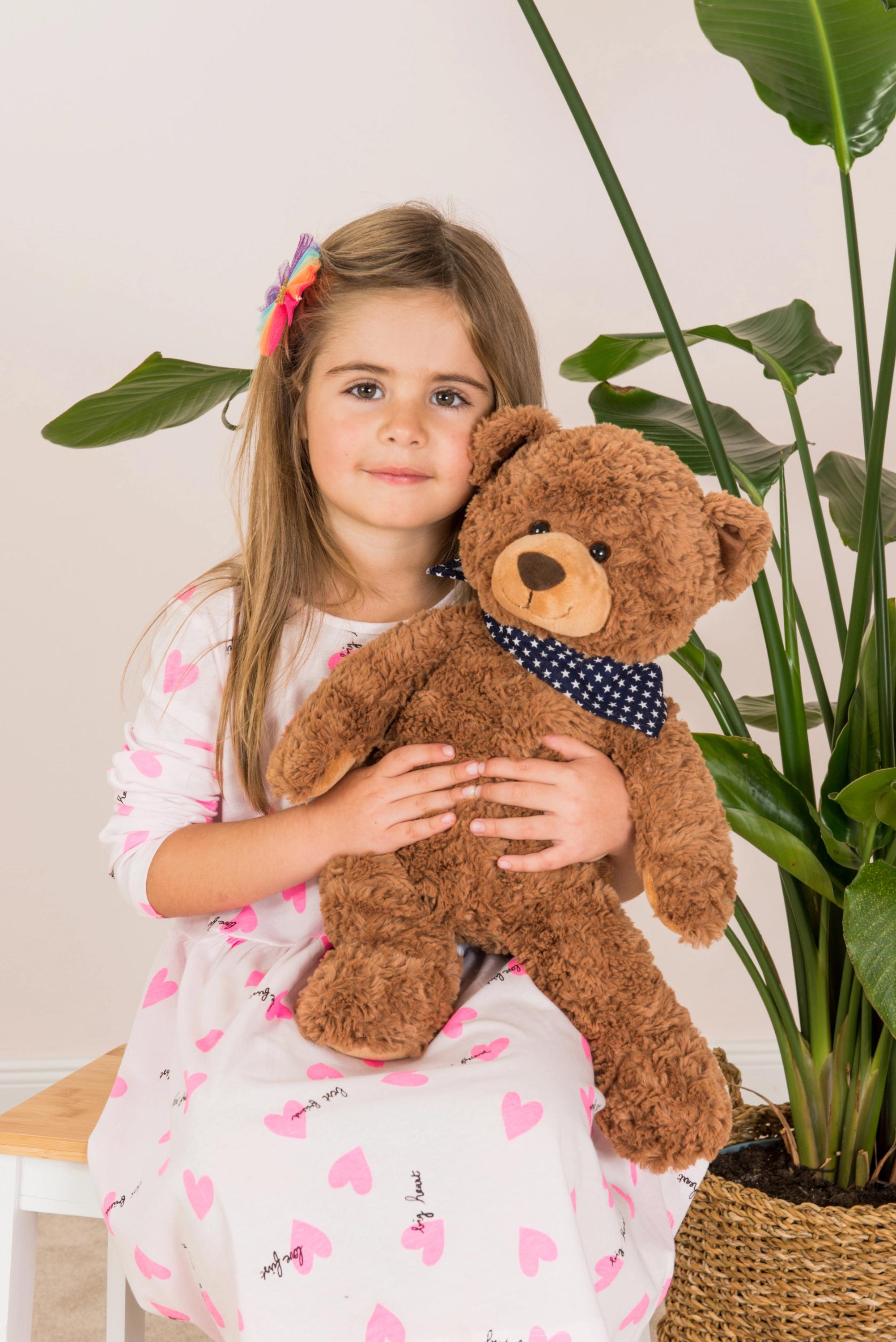 Kuscheltier TEDDYBÄR MIT BLAUEM HALSTUCH (48cm) in braun