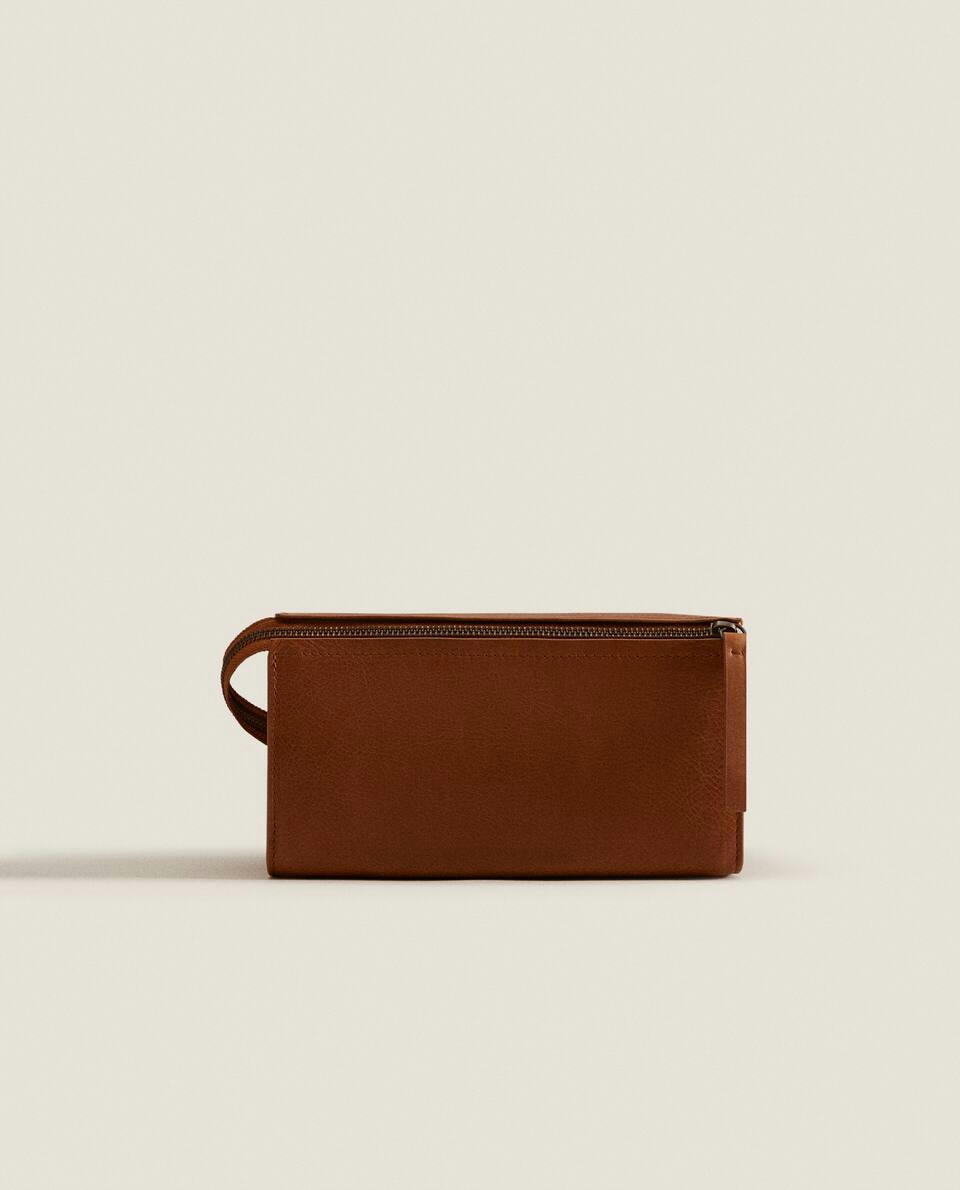 NECESSAIRE DE COURO RÍGIDO