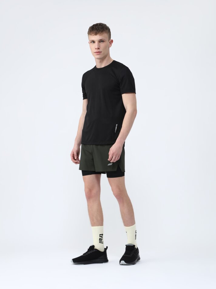 Camiseta esportiva - Preta