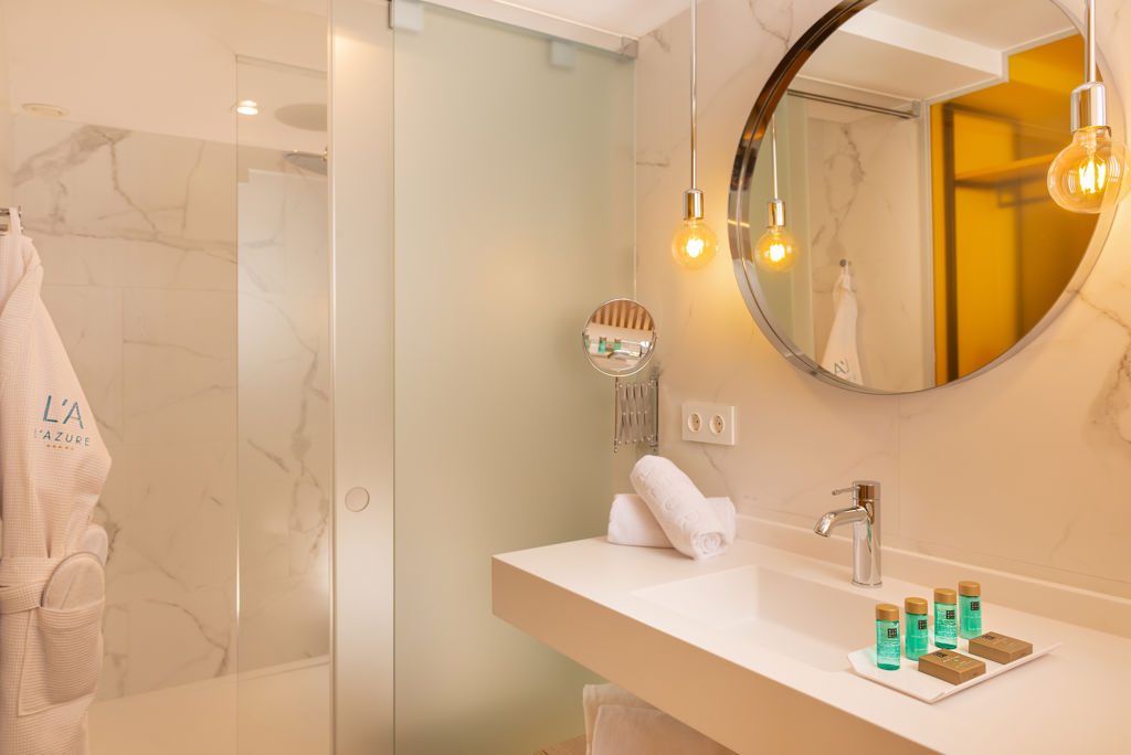 L'Azure Logies - Hotel