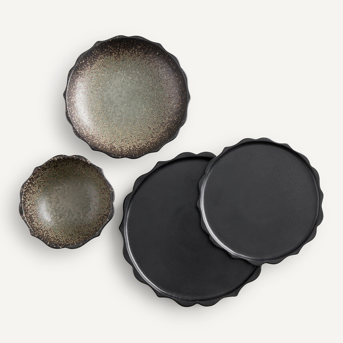 AM.PM<br>Conjunto de 4 tigelas em faiança esmaltada, Arigato