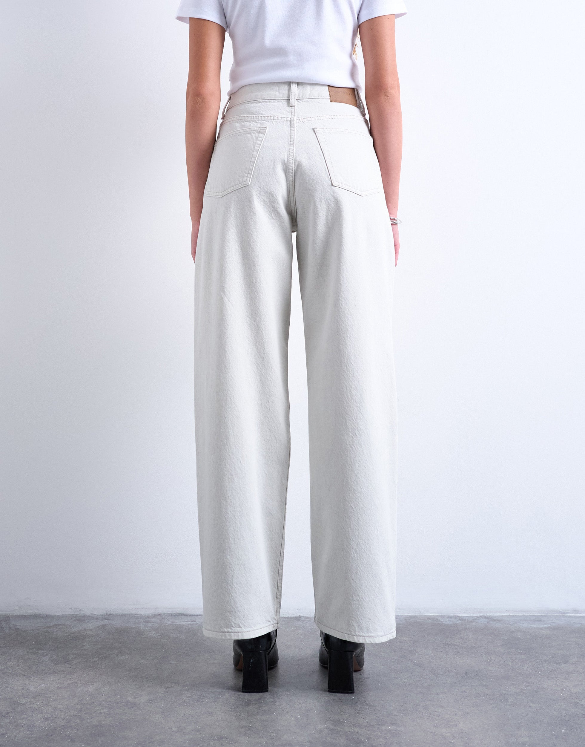TSCOLUMN Mid rise Straight fit Jeans