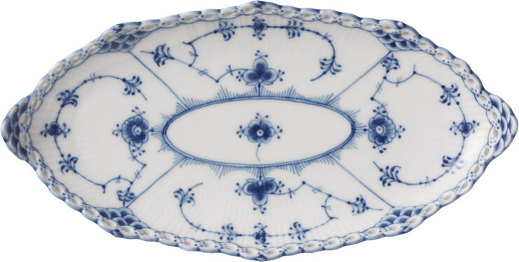 Royal Copenhagen Musselmalet Helblonde oval tallerken 24,5 cm Hvid
