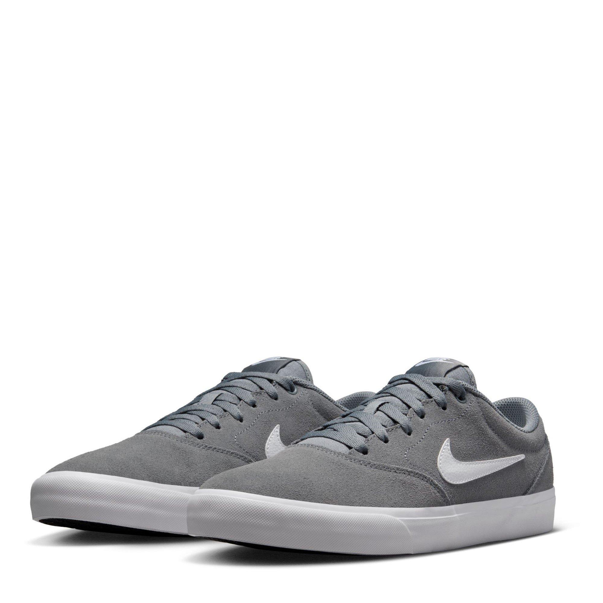Nike Charge Low Trainers Mens