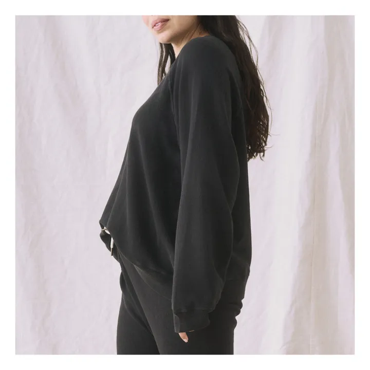 The Great Sweat The Slouch | Noir