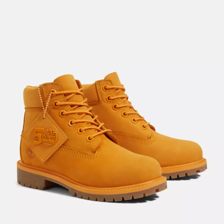 Bota Timberland Premium de 6 polegadas, impermeável, edição 50, para crianças pequenas, na cor laranja.