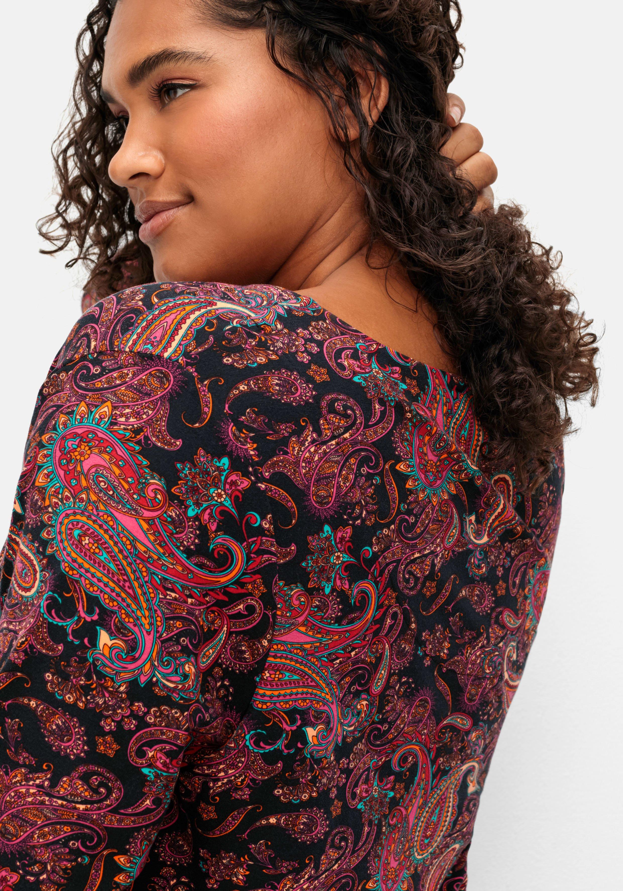 Langarmshirt in Wickeloptik, mit Paisleydruck