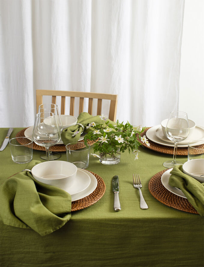 Himla Sunshine Tablecloth Greenery