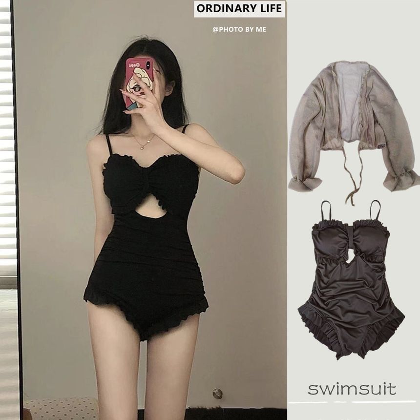 Sancus - Badpak / Cover-up / Set met spaghettibandjes en gerimpelde uitsnijdingen