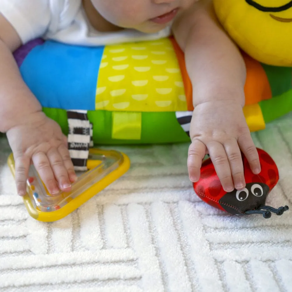 Baby Einstein Cal-a-Pillow Tummy time aktivitetslegetøj - 1 stk.
