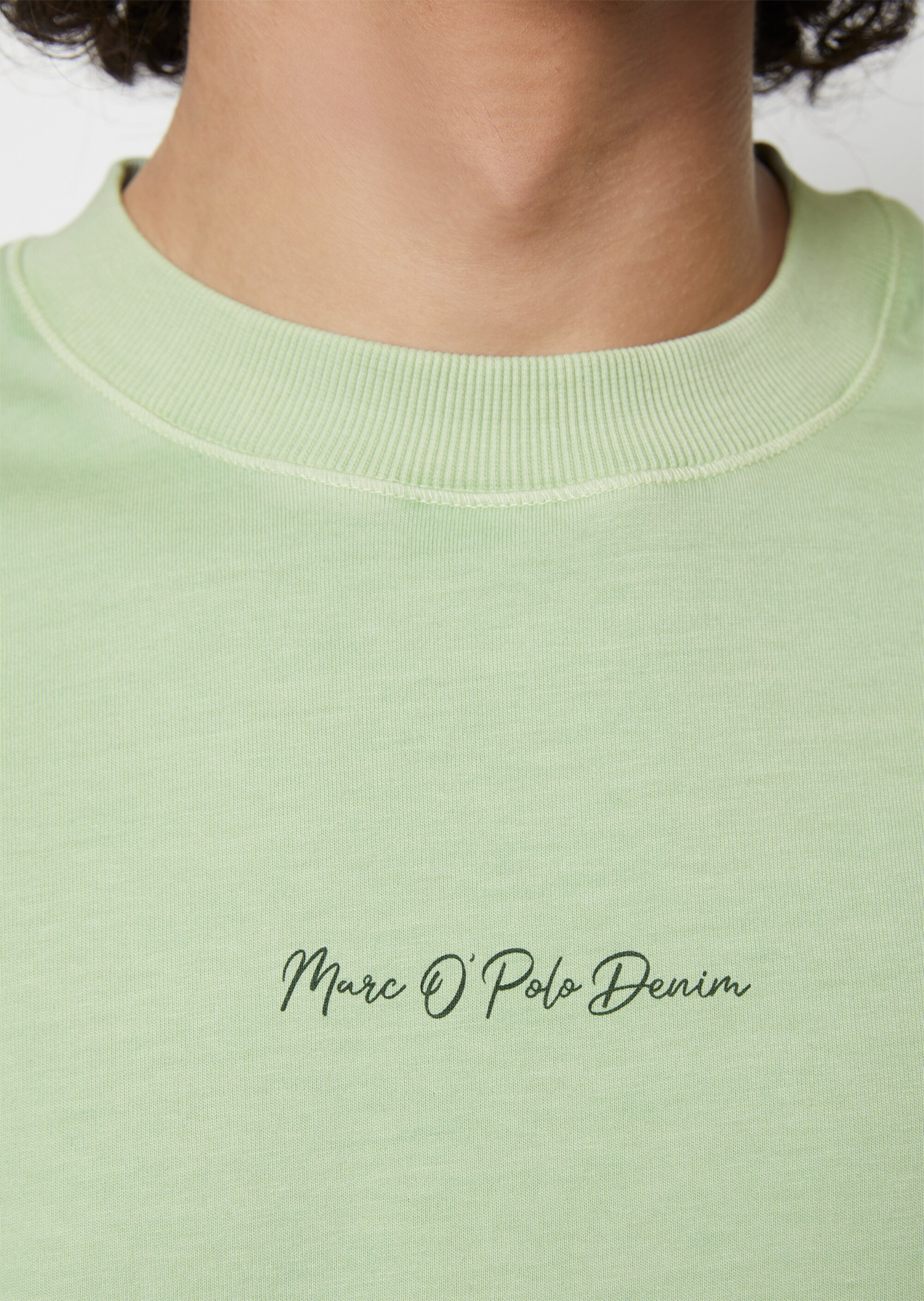 T-Shirt relaxed mit Rückenprint