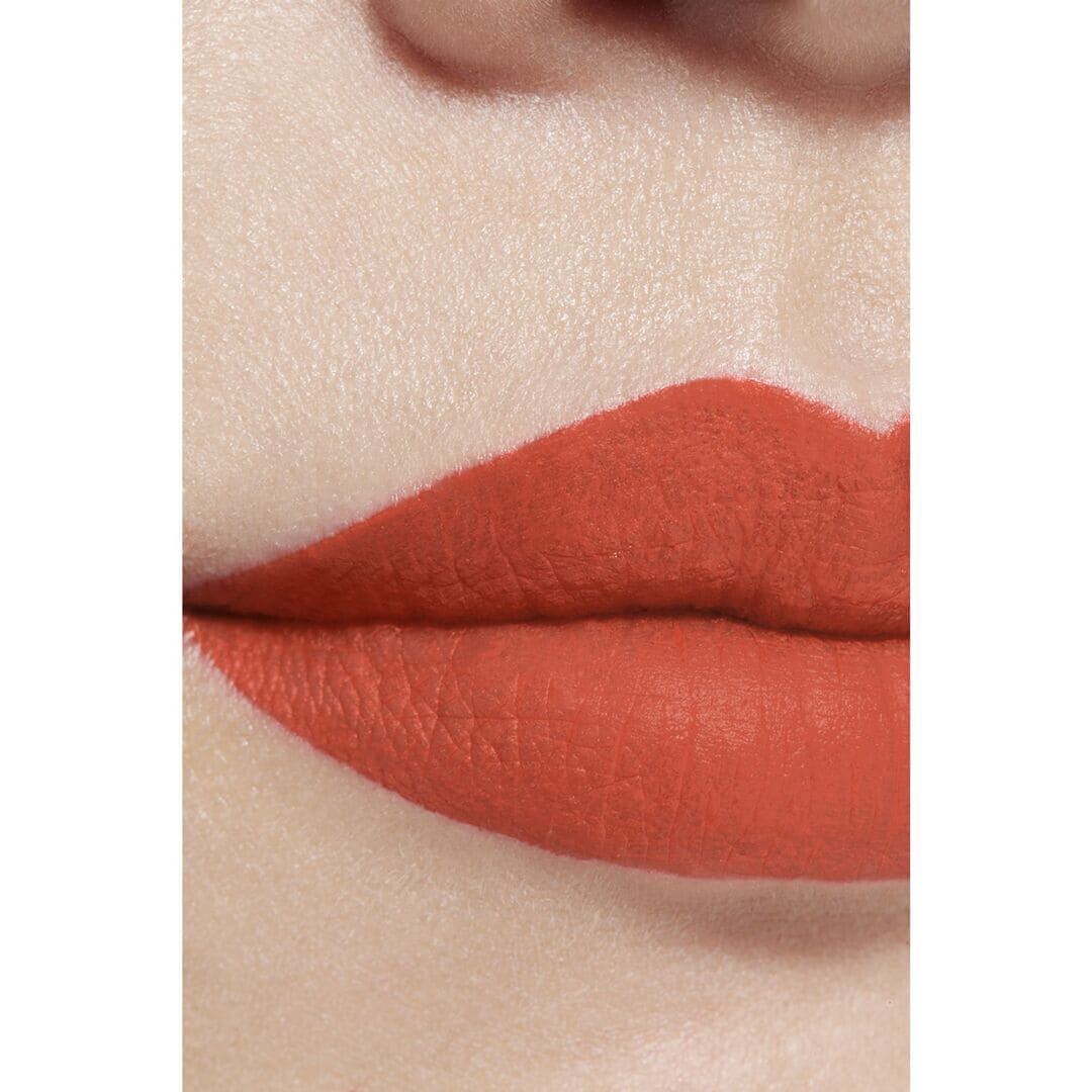 CHANEL ROUGE ALLURE LIQUID VELVET BATOM LÍQUIDO MATE INTENSO DE LONGA DURAÇÃO