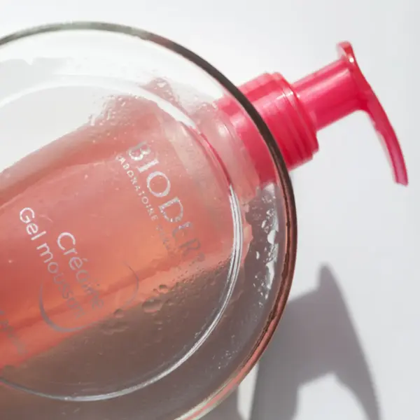Gel de Limpeza Espumante Suavizante Bioderma Créaline para Pele Sensível 200ml