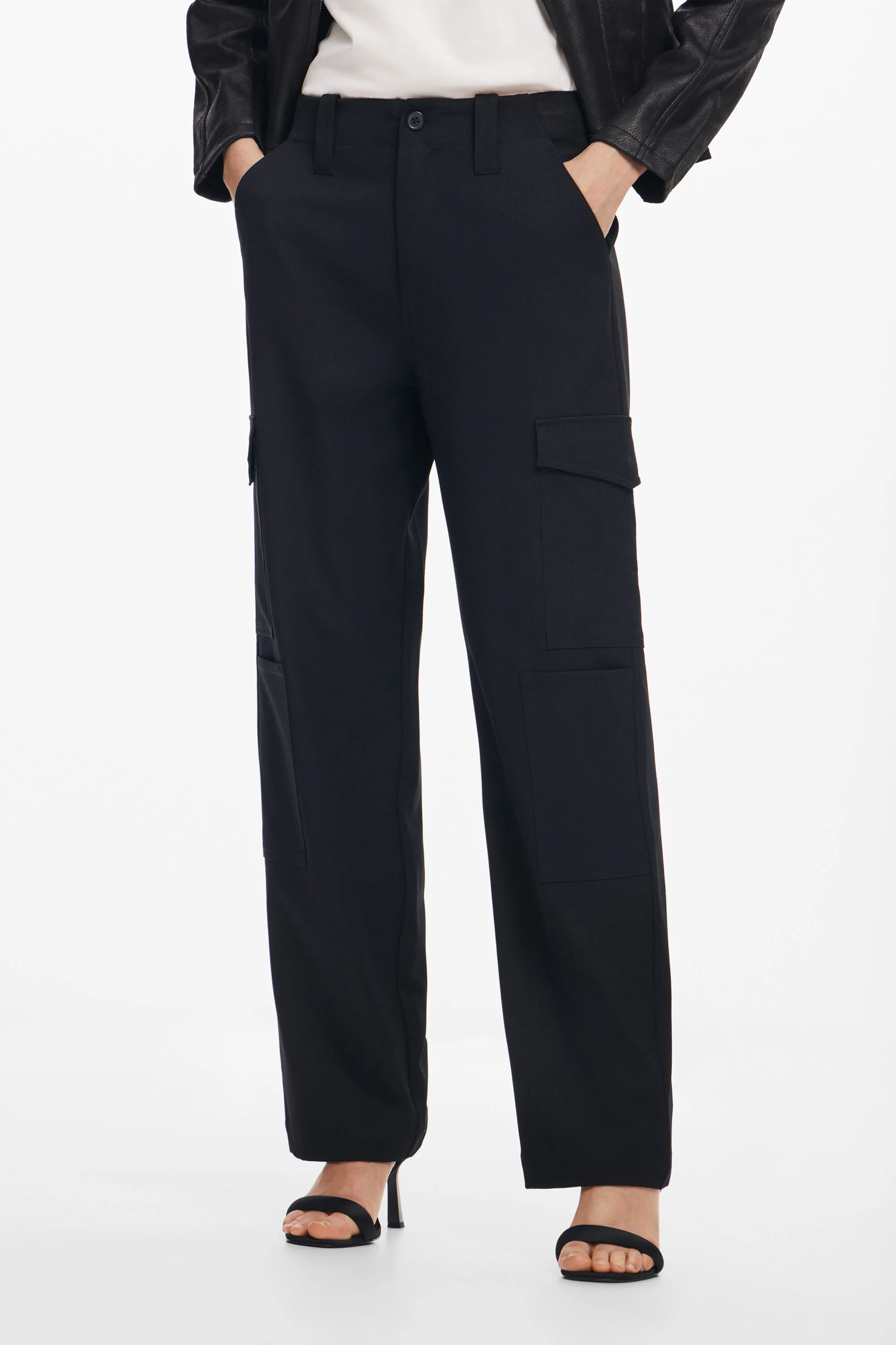 Calça cargo fluido