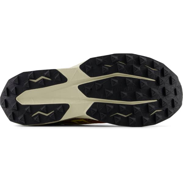 Chaussure trail NEW BALANCE FUELCELL VENYM M INFIELD CLAY